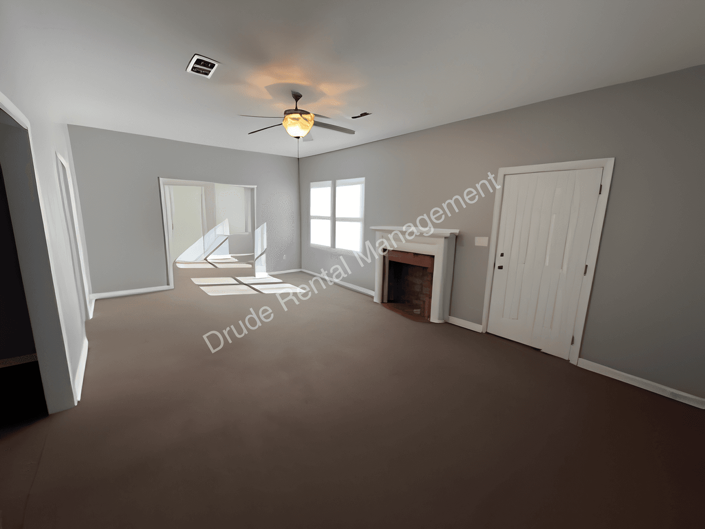 Hammond House: 809 E Thomas Street
