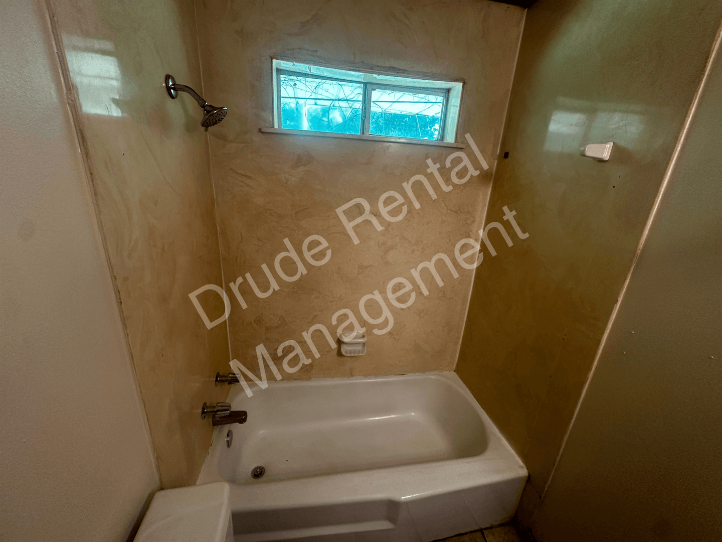 Hammond Apartment: 42219 W. Yellow Water Rd.