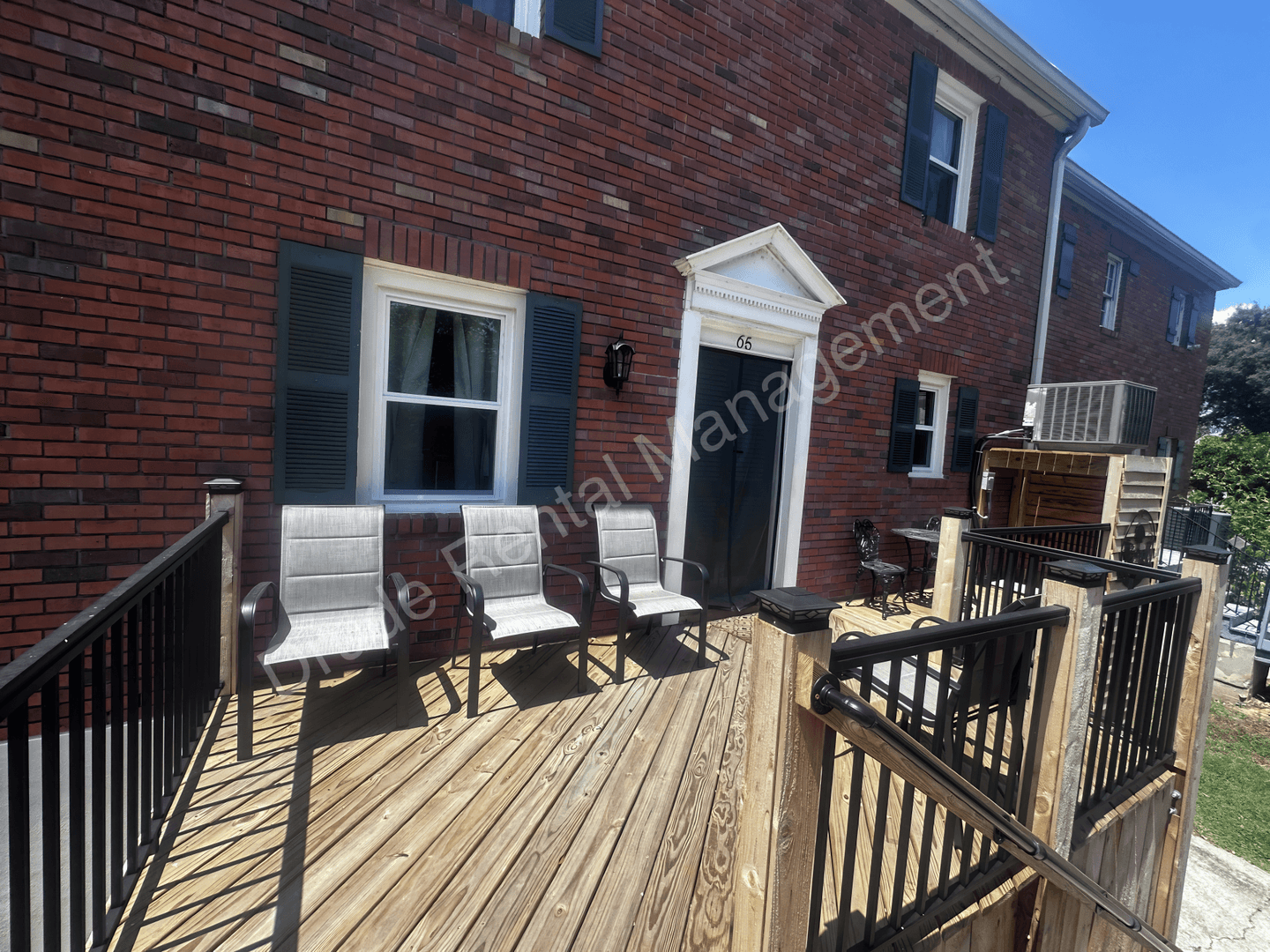 Madisonville House: 65 Rue Du Sud
