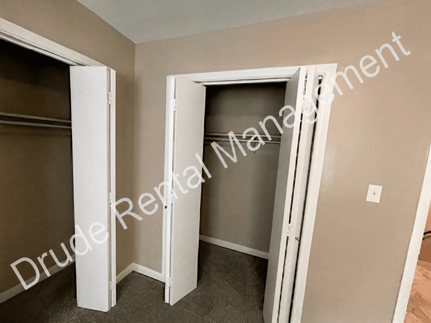 Hammond Apartment: 44051 Stein Road