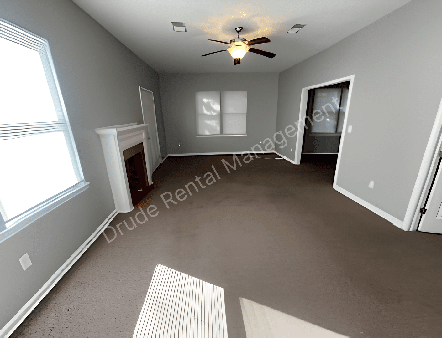Hammond House: 809 E Thomas Street