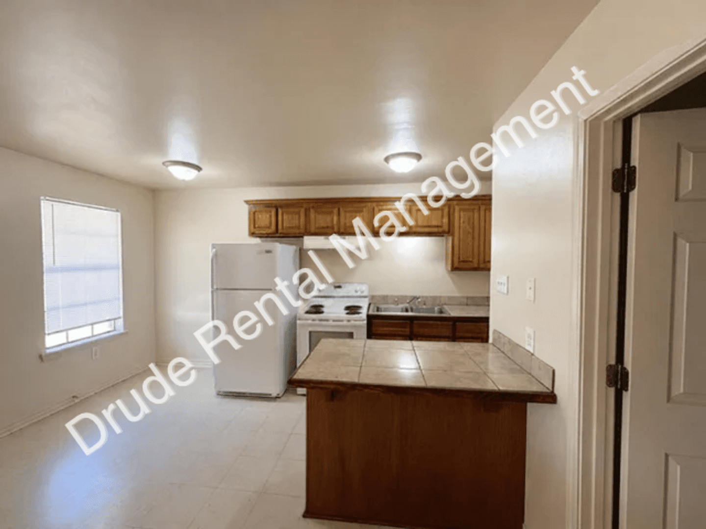 Hammond Apartment: 44068 S. Baptist Rd.