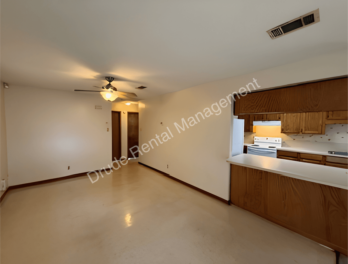 Hammond Apartment: 610 Old Covington Hwy.