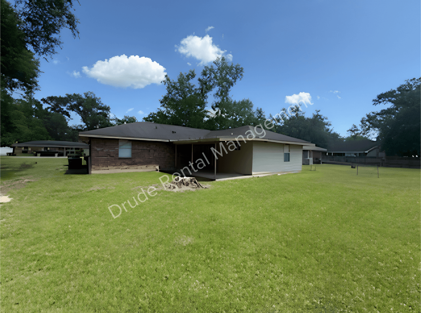 Ponchatoula House: 335 North Baronne Street
