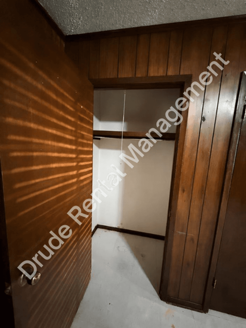 Hammond Apartment: 42185 Deborah Drive