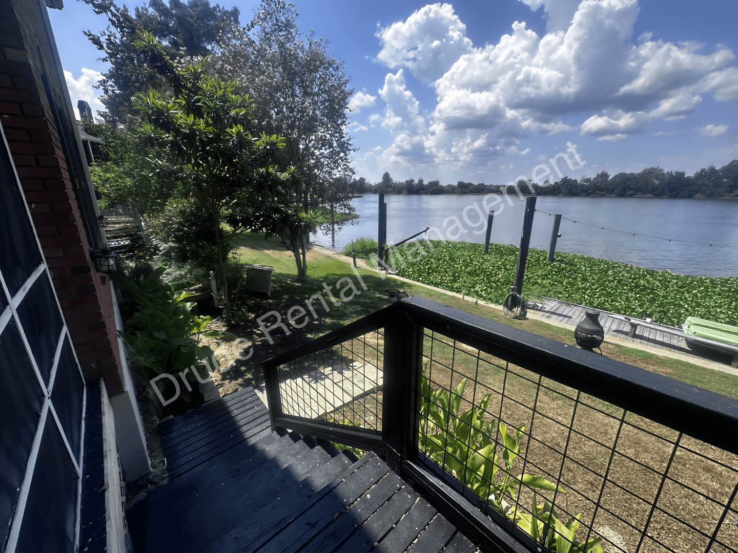 Madisonville House: 65 Rue Du Sud