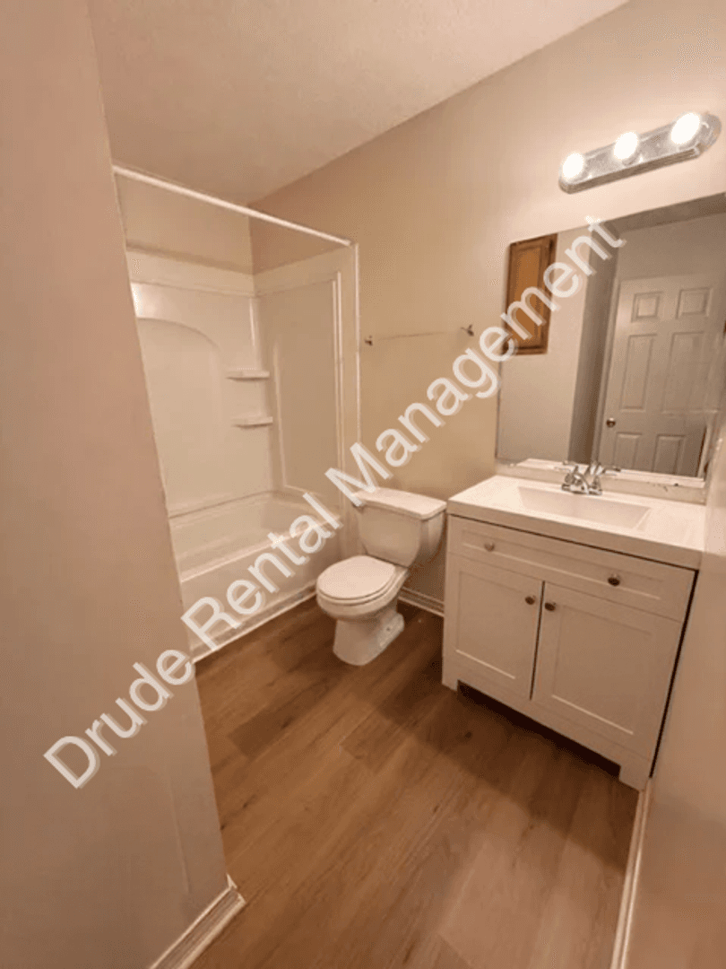 Ponchatoula Apartment: 41459 S. Range Rd.