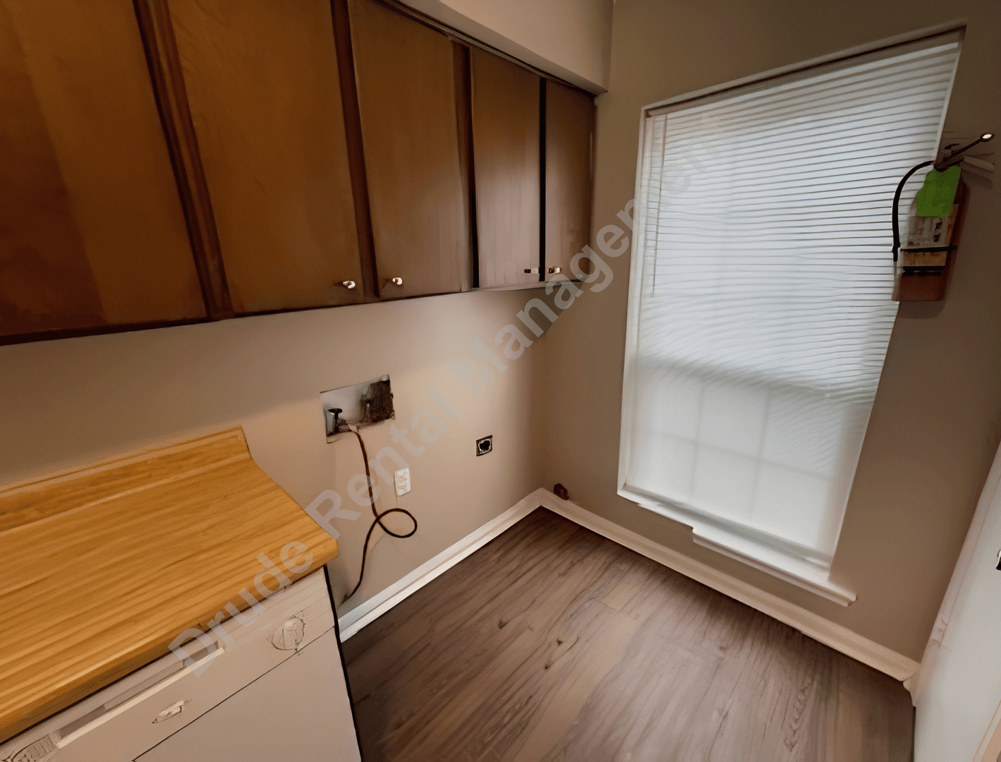 Hammond Apartment: 44051 Stein Road