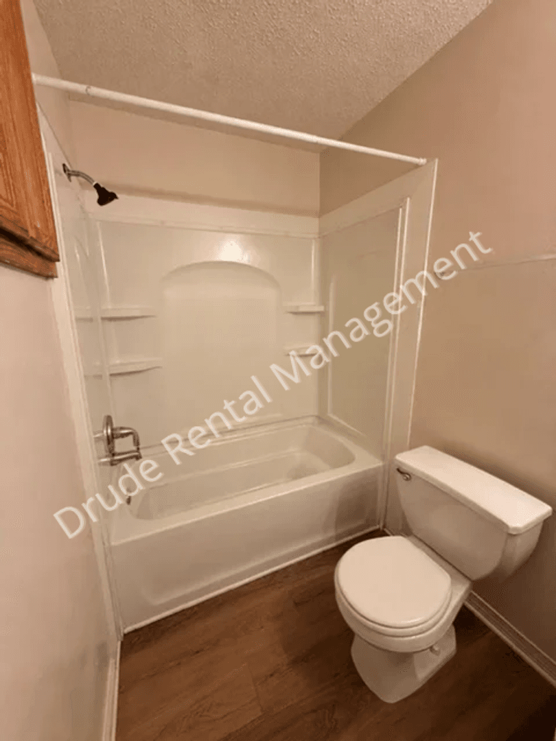 Ponchatoula Apartment: 41459 S. Range Rd.