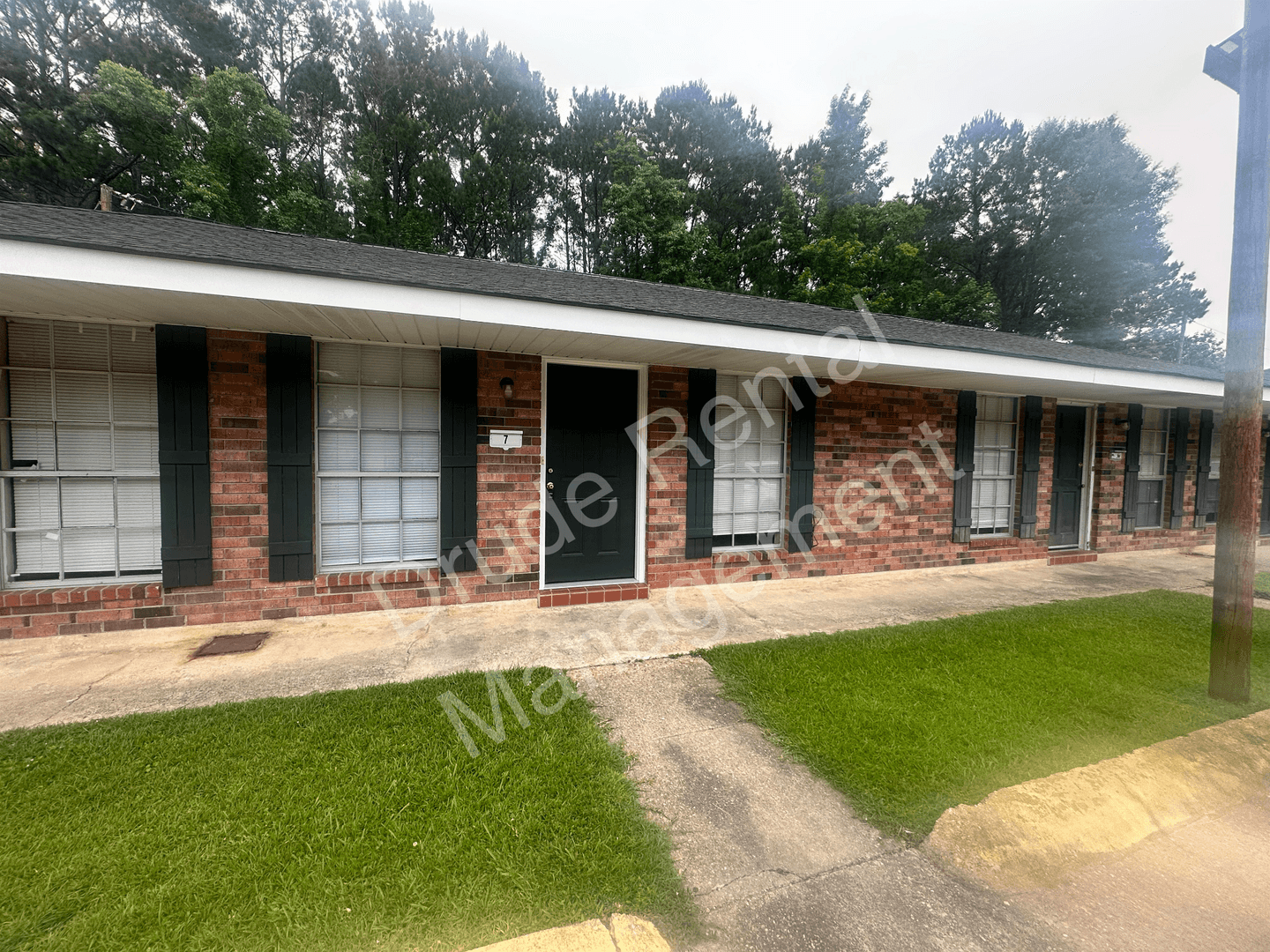 Hammond Apartment: 42219 W. Yellow Water Rd.