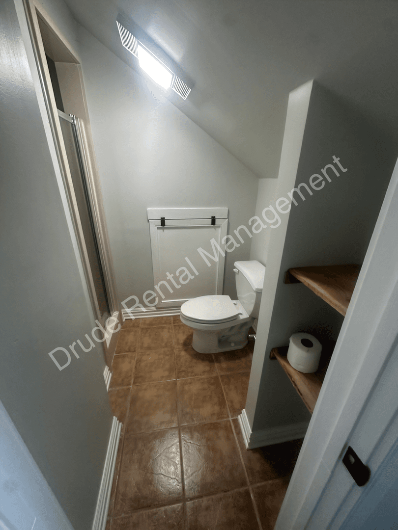 Madisonville House: 65 Rue Du Sud