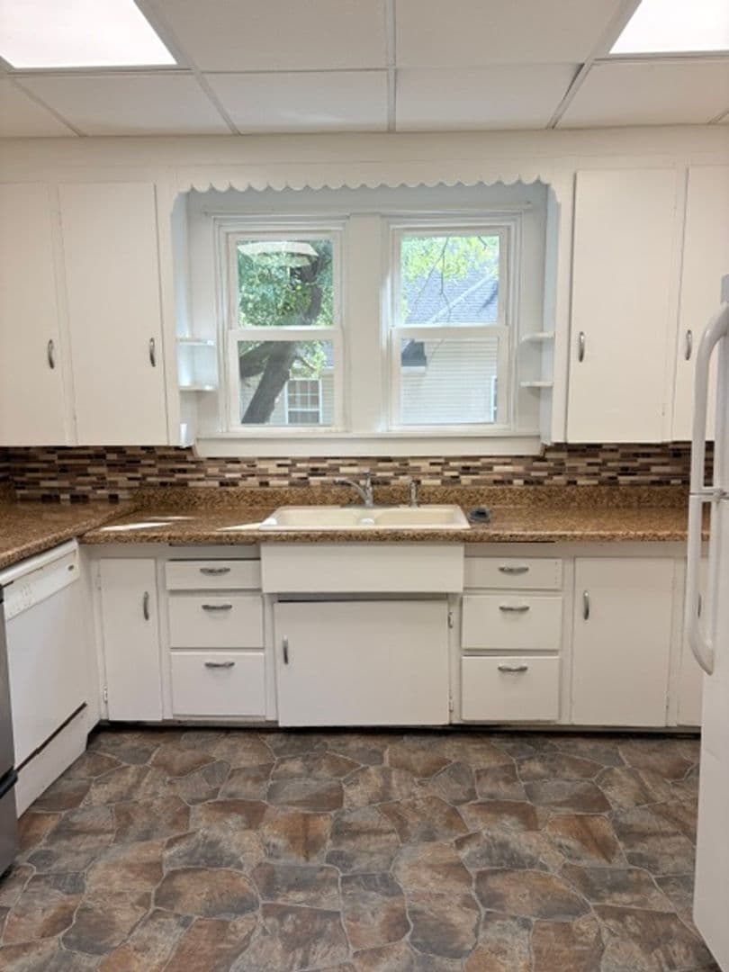 Springfield House: 1444 N. Sherman Avenue