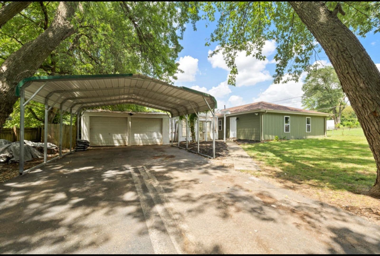 Springfield House: 2719 West Madison Street