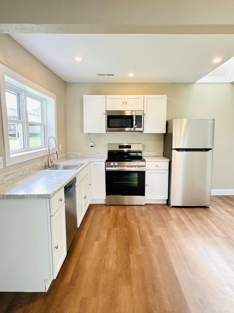 Springfield House: 2719 West Madison Street