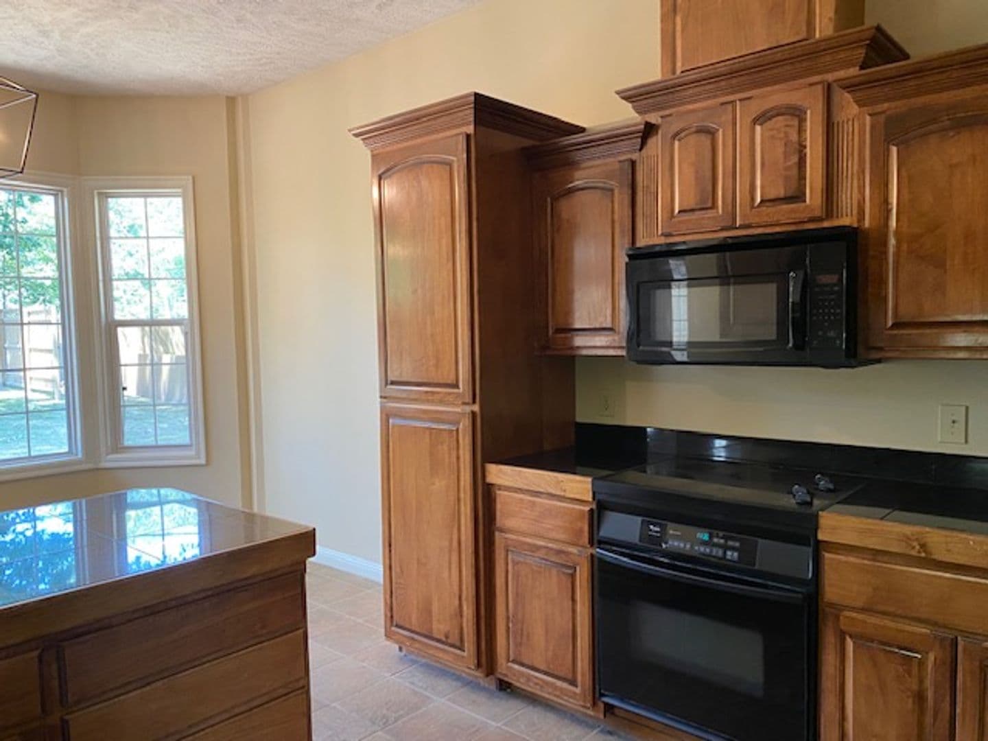 Springfield House: 5117 S. Nettleton Avenue