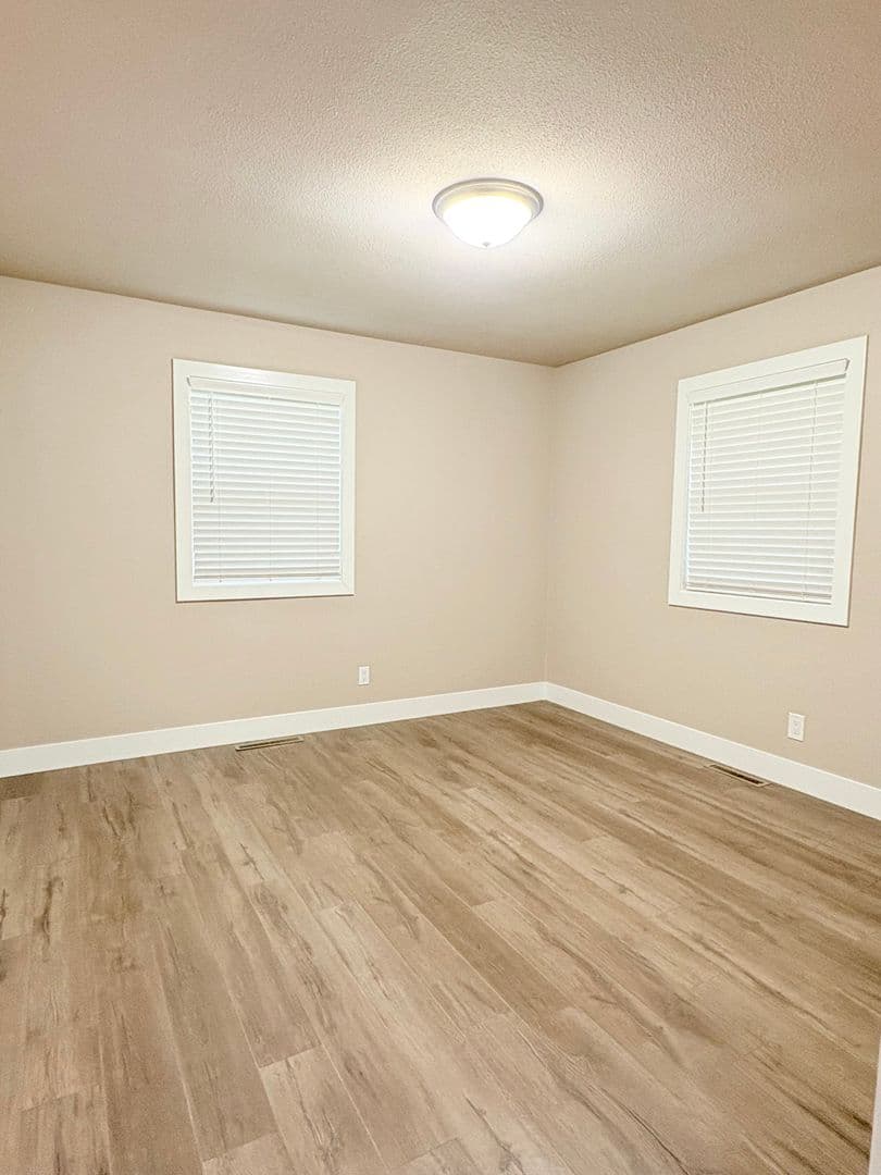 Springfield House: (NM)  2634 E. Sequiota St