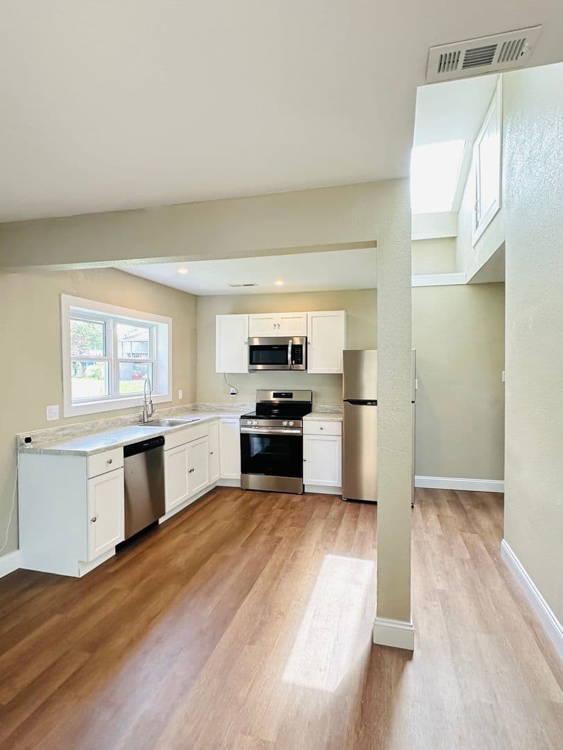 Springfield House: 2719 West Madison Street