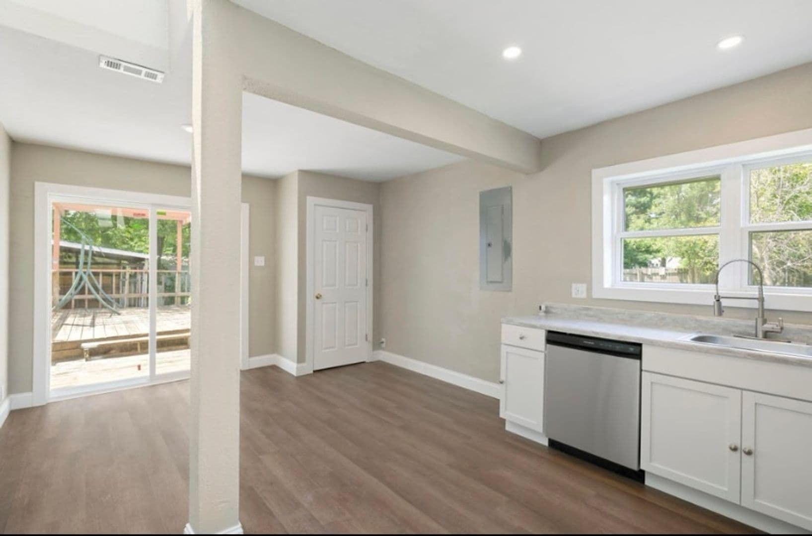 Springfield House: 2719 West Madison Street