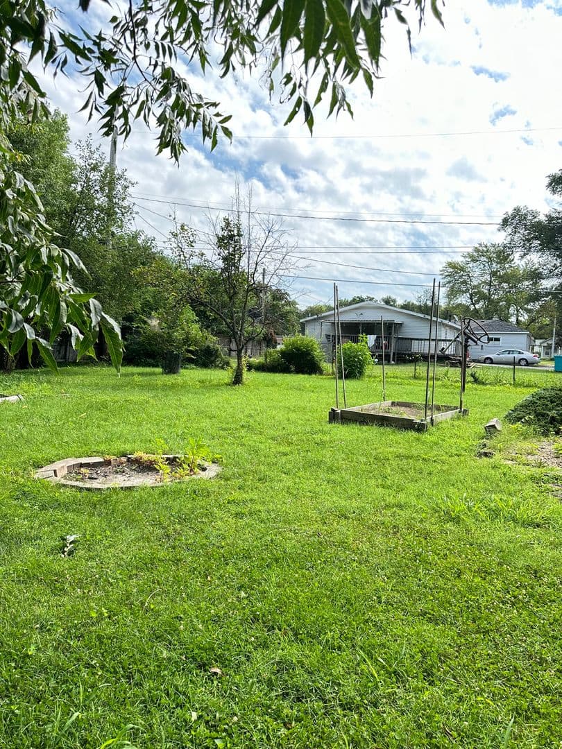 Springfield House: 2719 West Madison Street