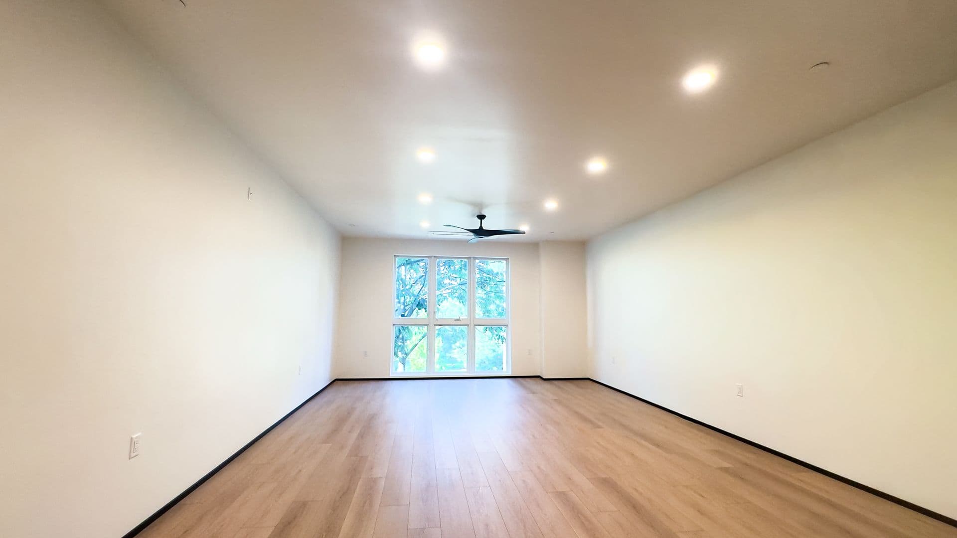 Sacramento Apartment: 1330 N Street