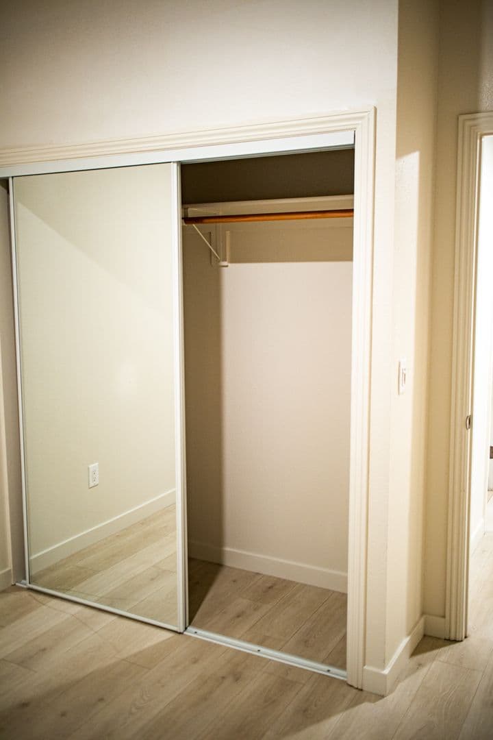 Sacramento Apartment: 2109-2117 L Street & 2106-2120 Kayak Alley