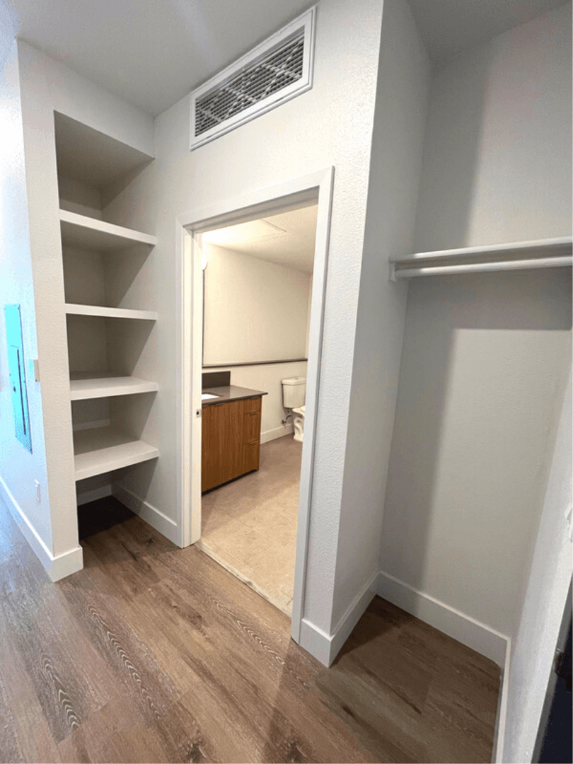 West Sacramento Apartment: 301 D St