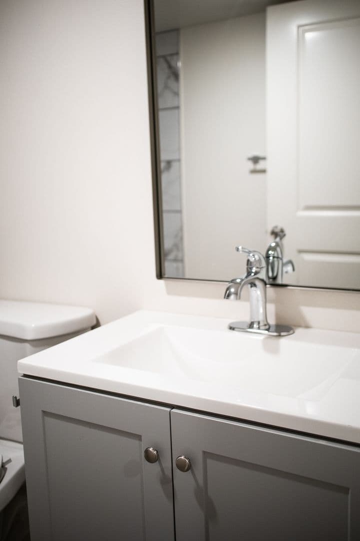 Sacramento Apartment: 2109-2117 L Street & 2106-2120 Kayak Alley