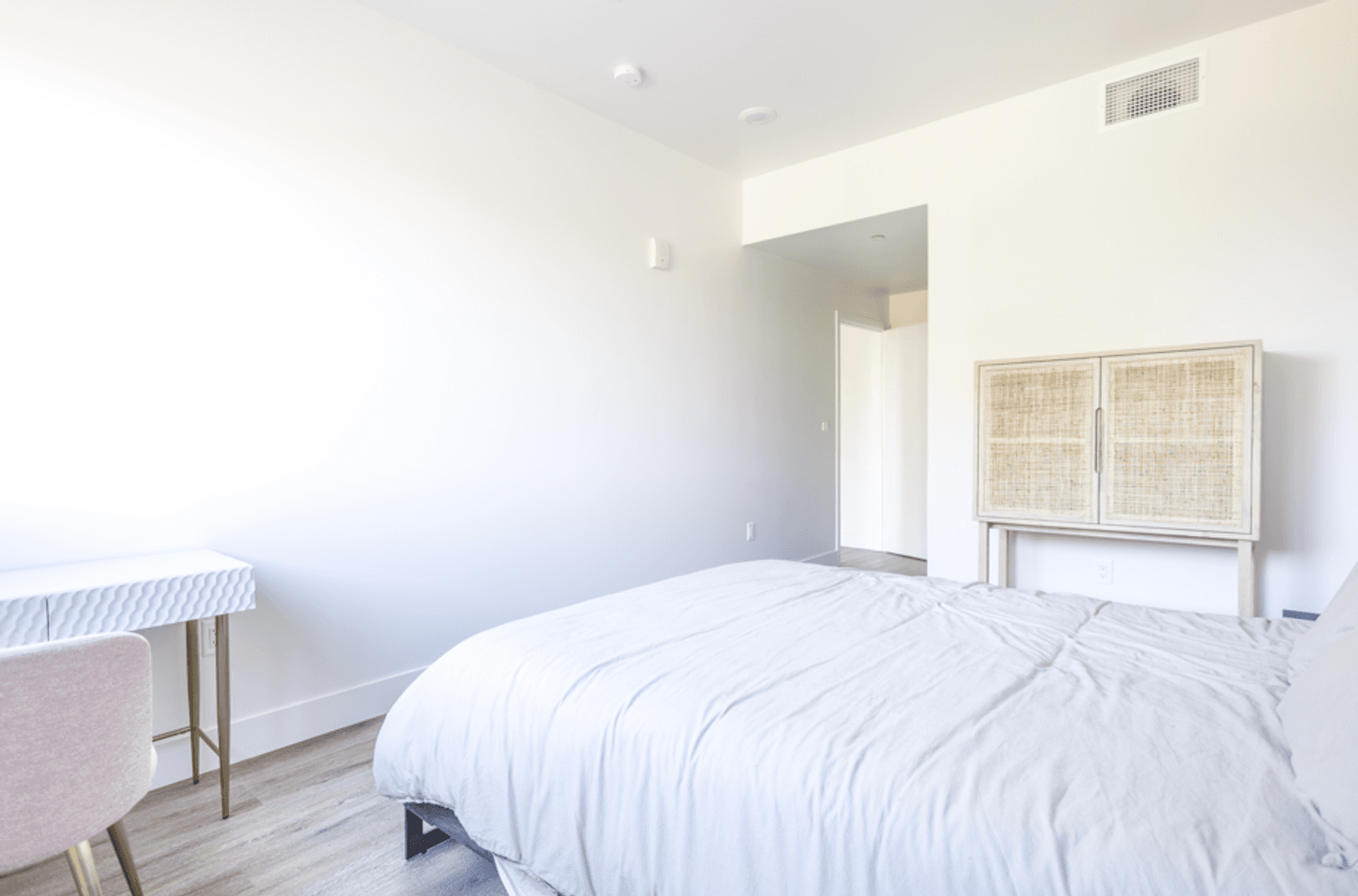 West Sacramento Apartment: 301 D St