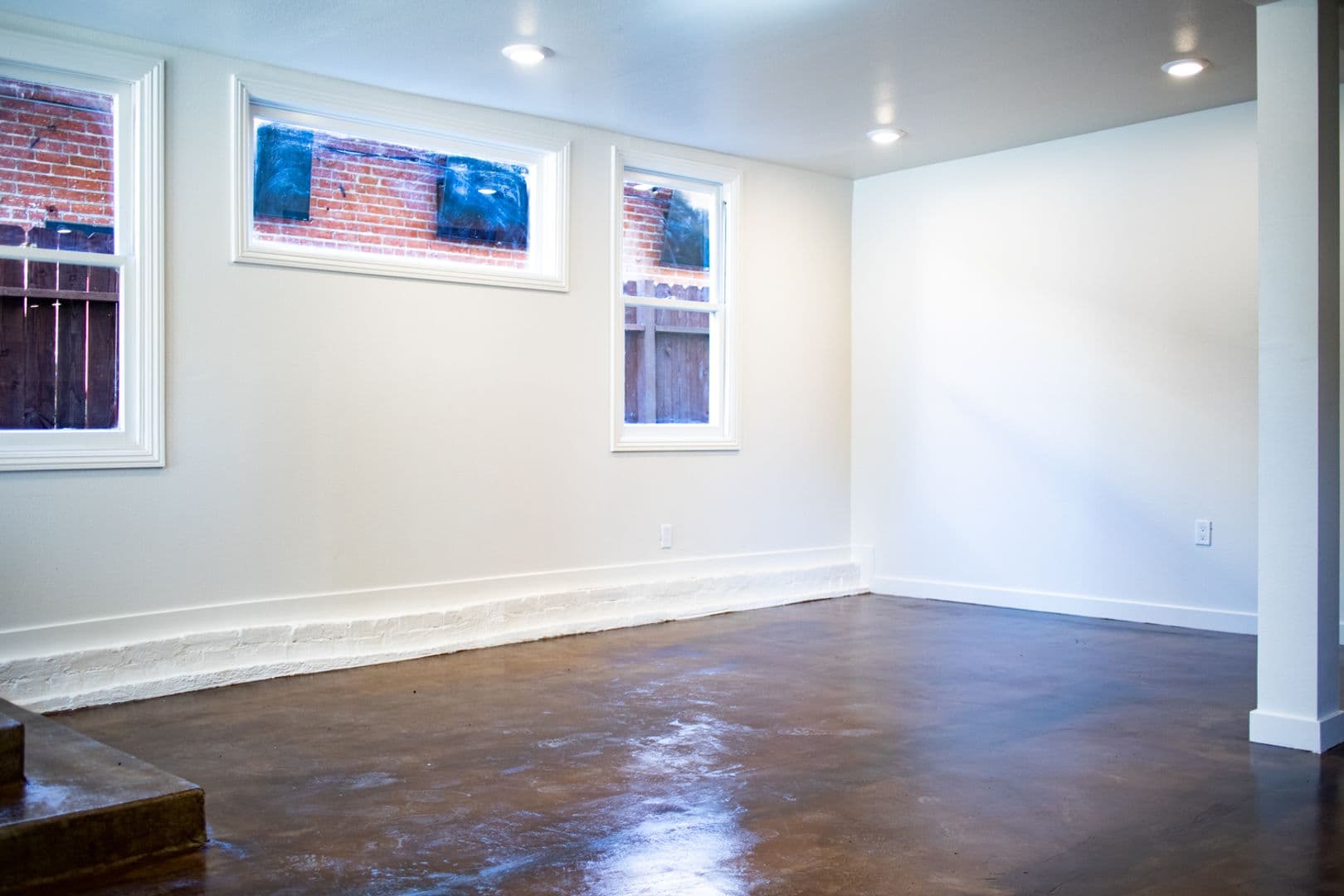 Sacramento Apartment: 2109-2117 L Street & 2106-2120 Kayak Alley