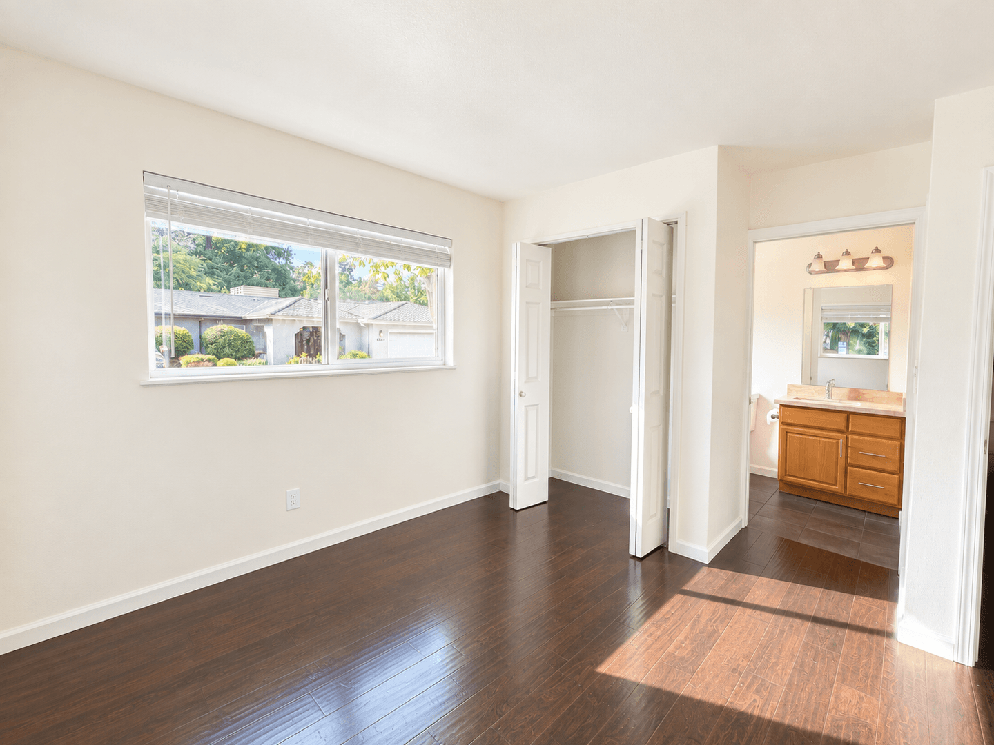 Sacramento Apartment: 2441-2449 Sierra Blvd.