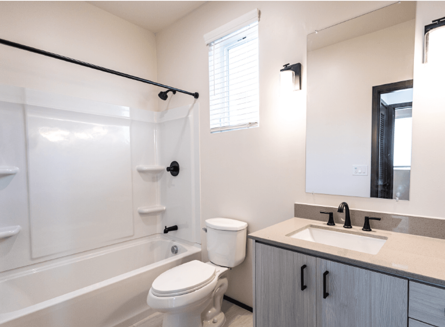 Elk Grove Apartment: 9686 Railroad St