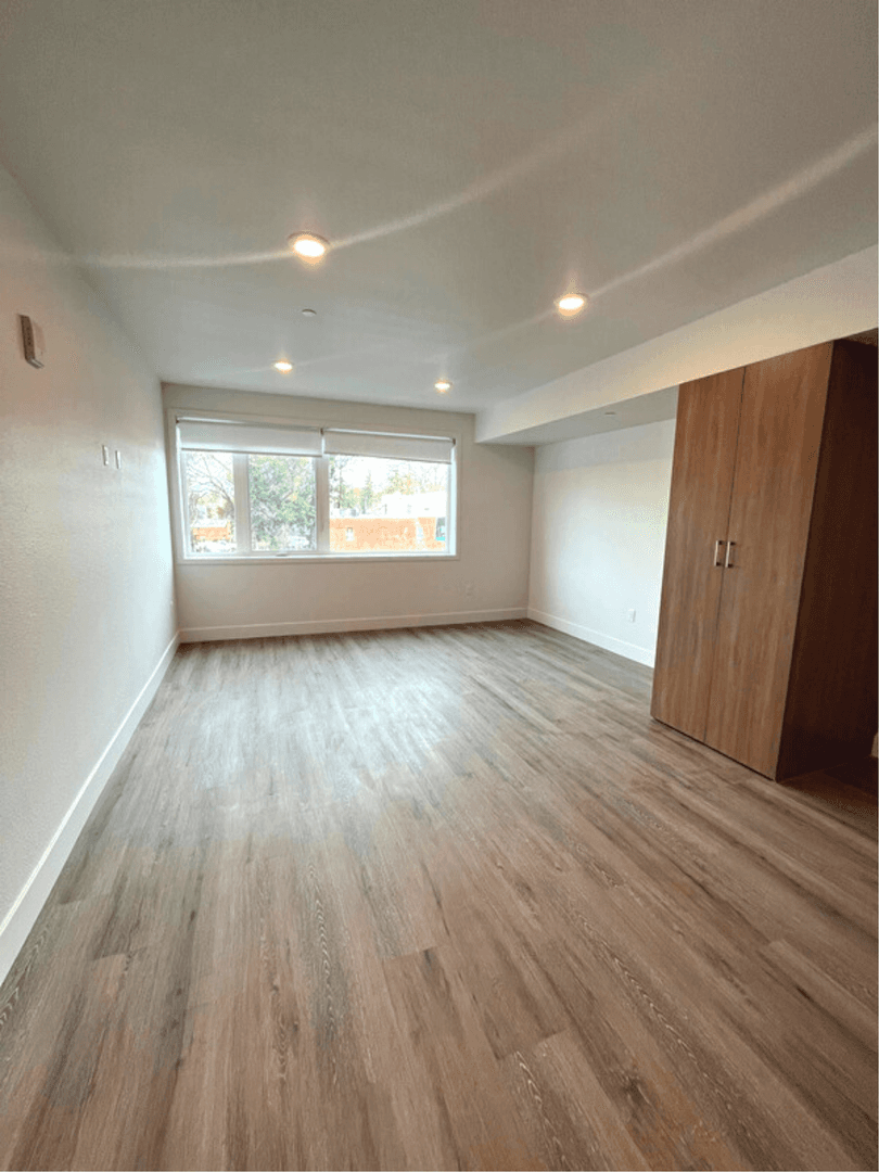 West Sacramento Apartment: 301 D St