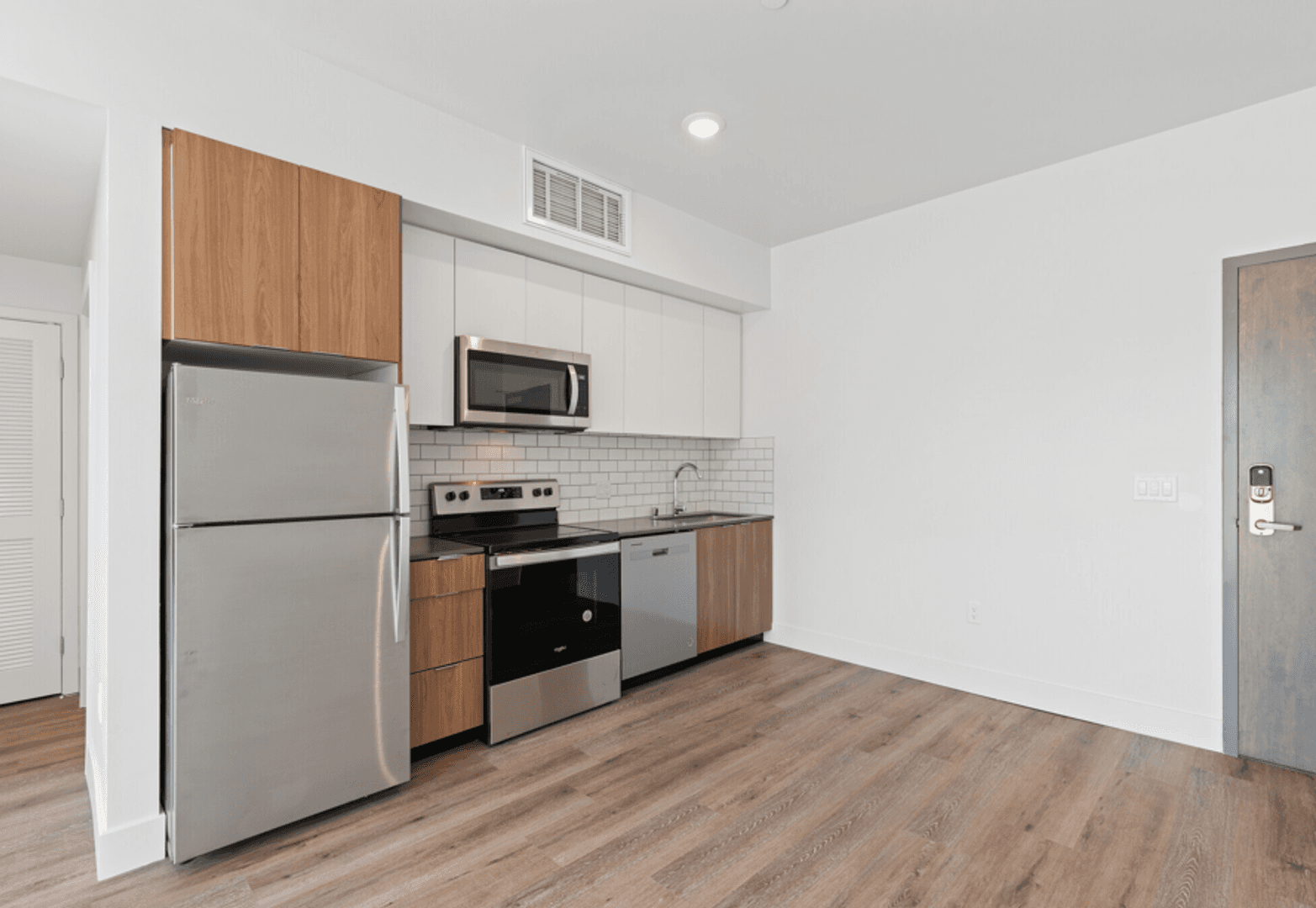 West Sacramento Apartment: 301 D St