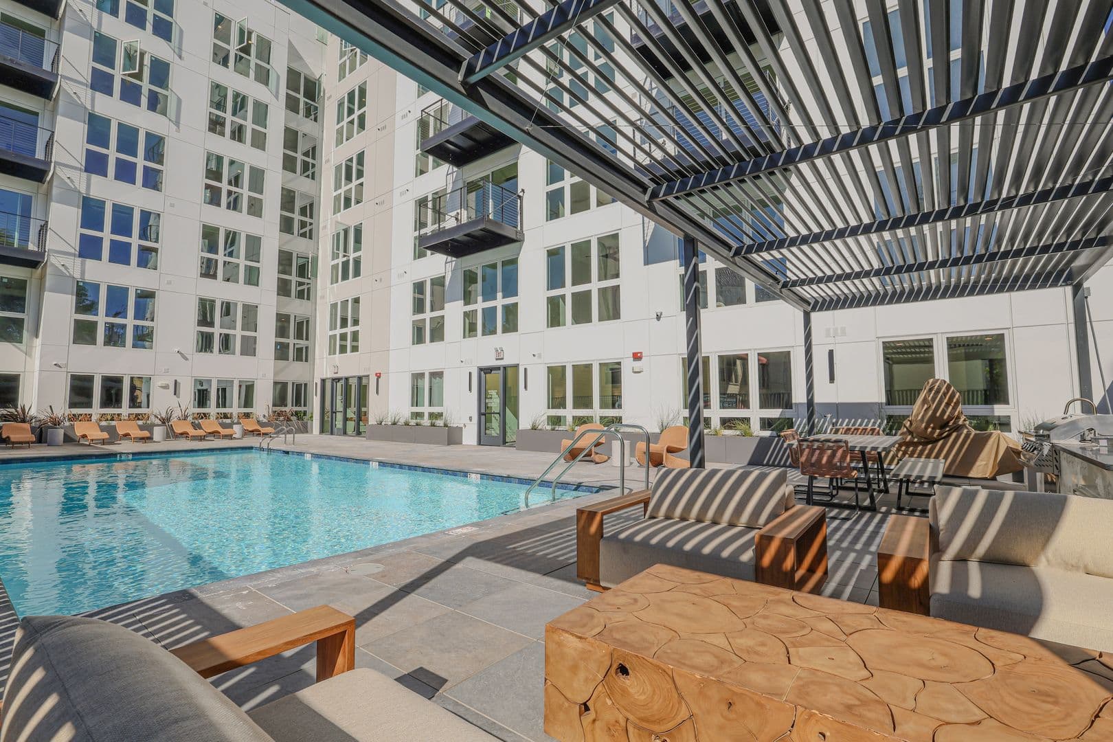 Sacramento Apartment: 1330 N Street