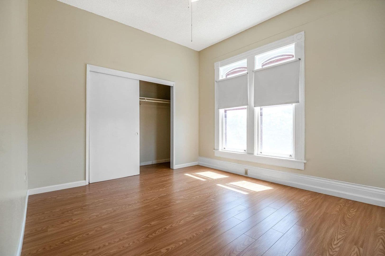 Hanford House: 132 10th St
