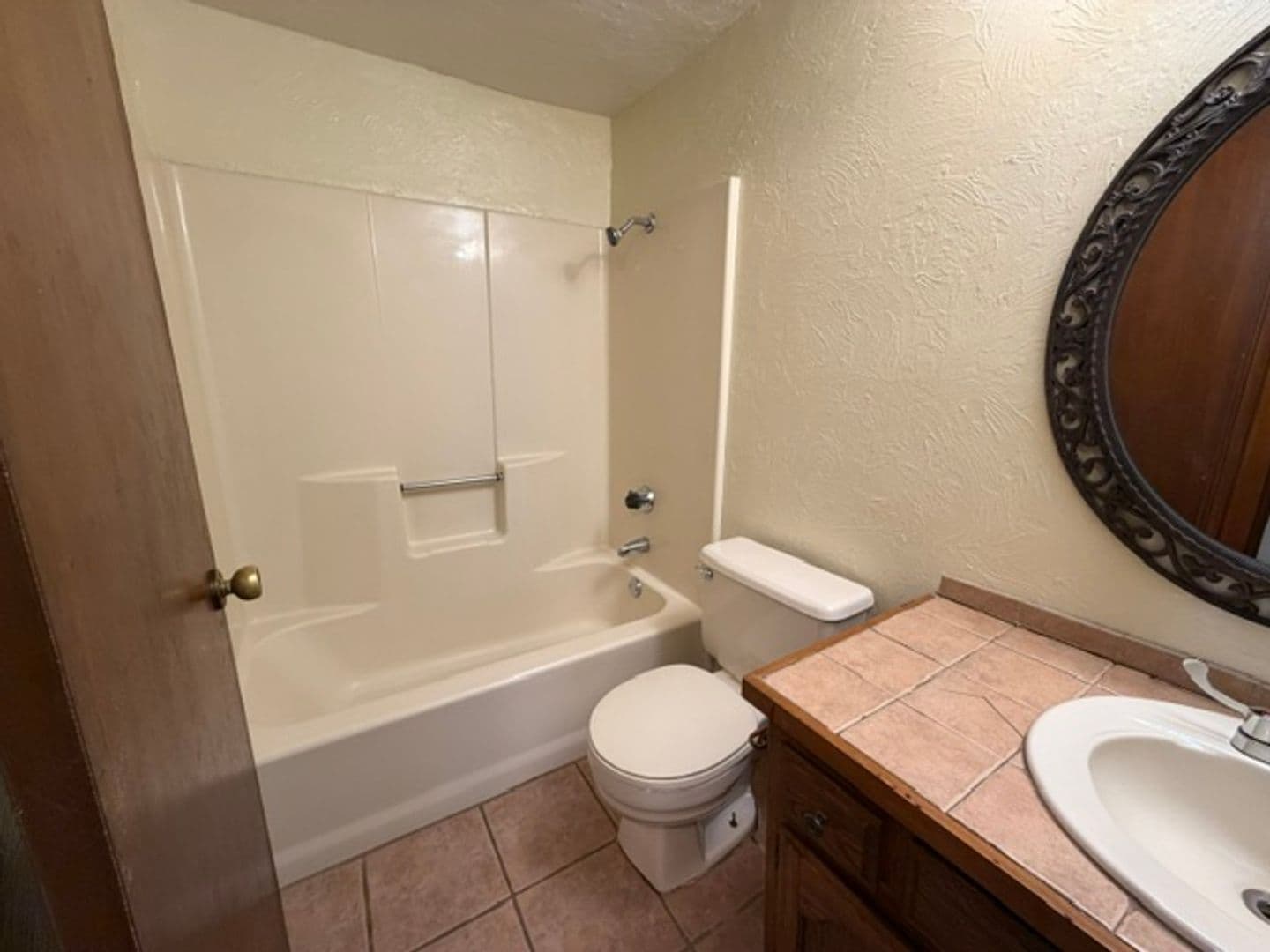 Moore House: 2124 Lonnie Lane