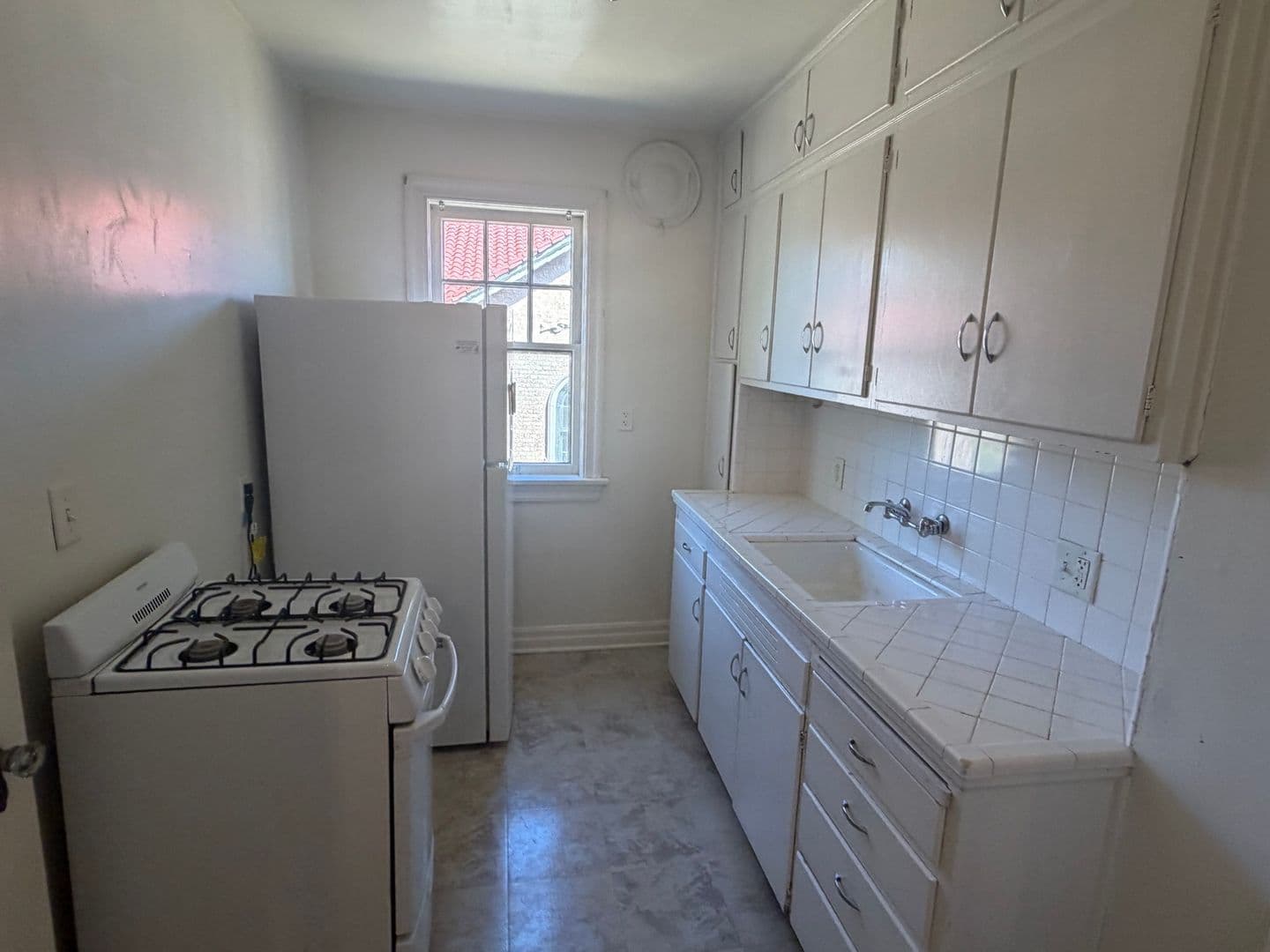 Oklahoma City Apartment: 2512 N. Robinson