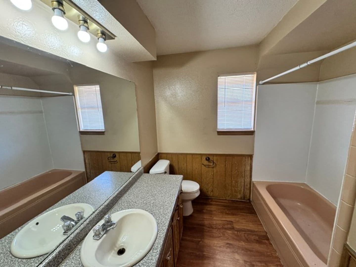 Okc House: 1611 SW 77th Pl