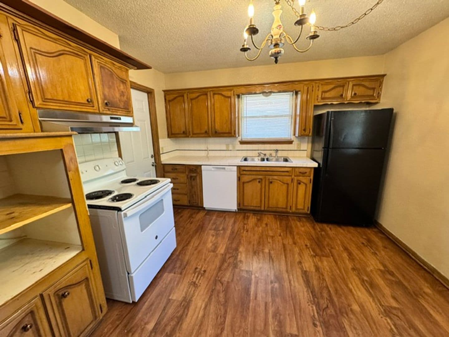 Okc House: 1611 SW 77th Pl