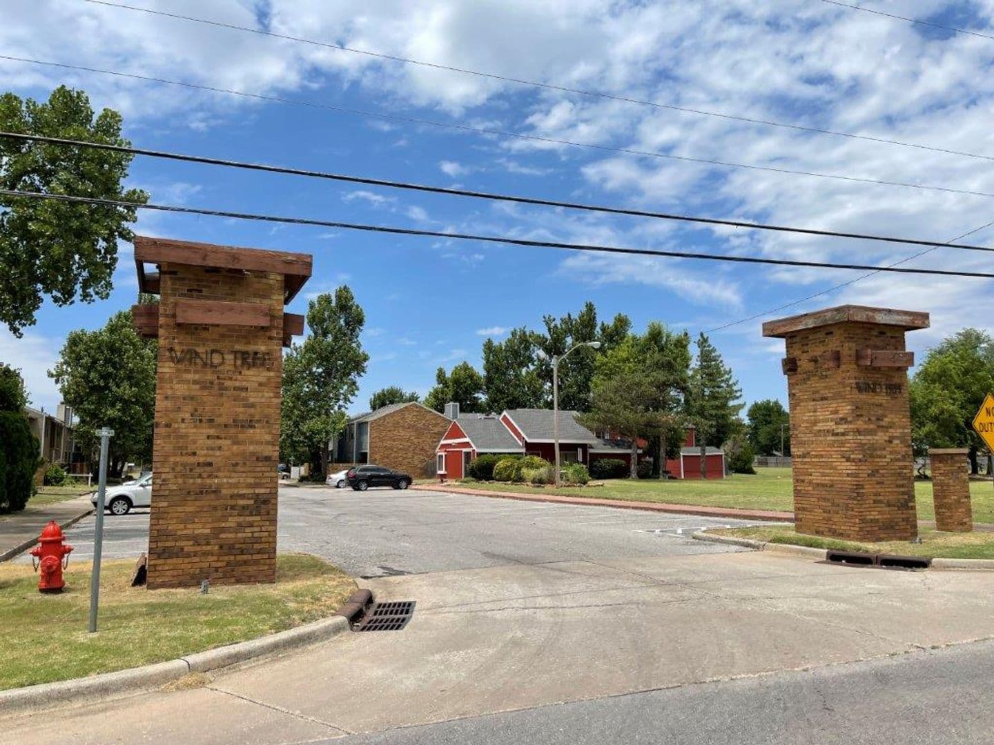 Warr Acres House: 6026 NW 53rd Terrace