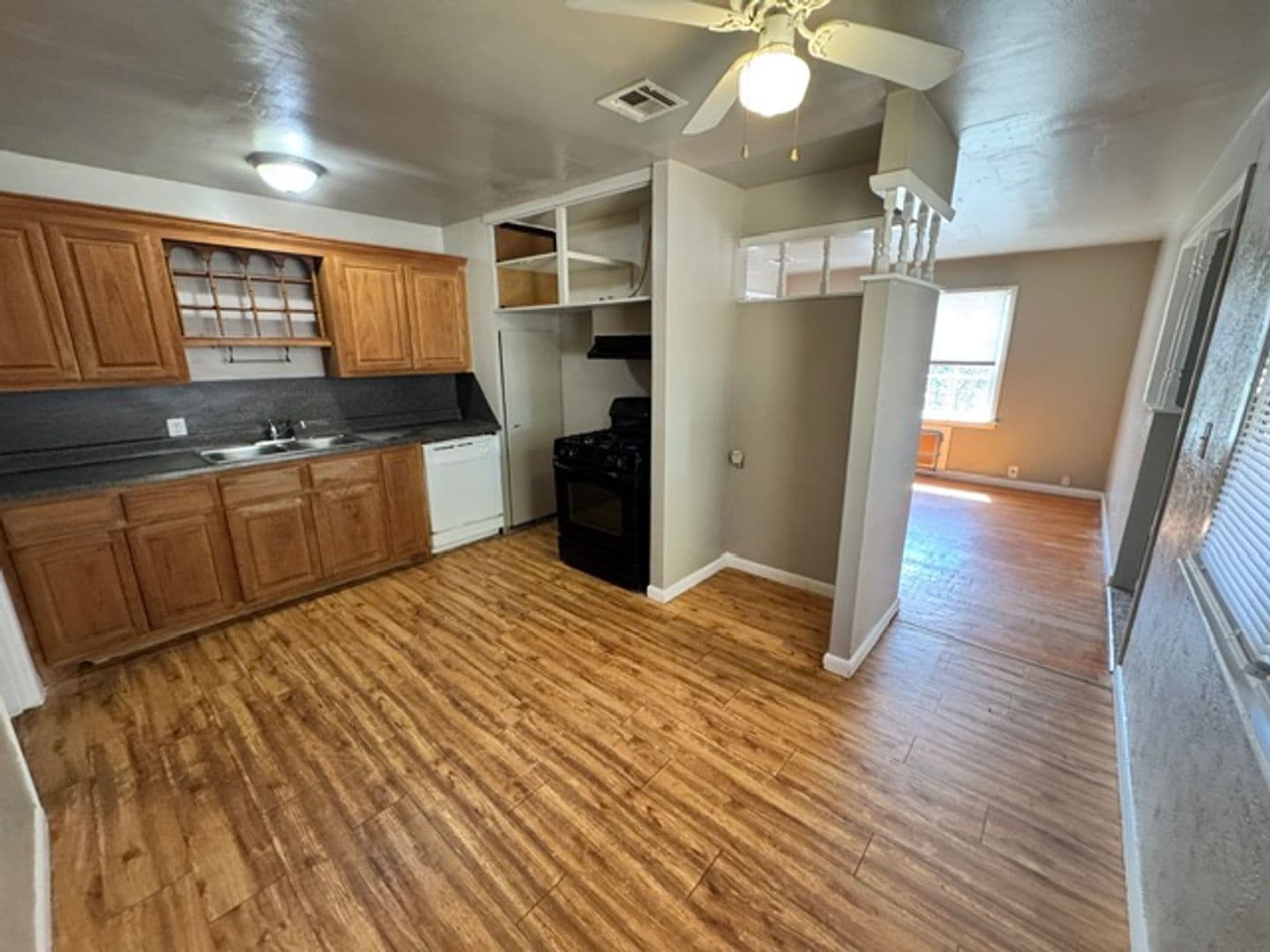 Yukon House: 19 Birch Ave