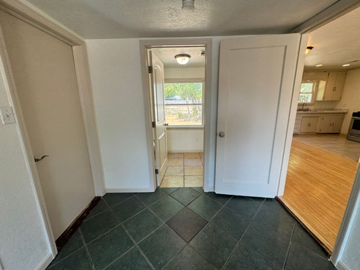 Oklahoma City House: 4517 SE 23rd
