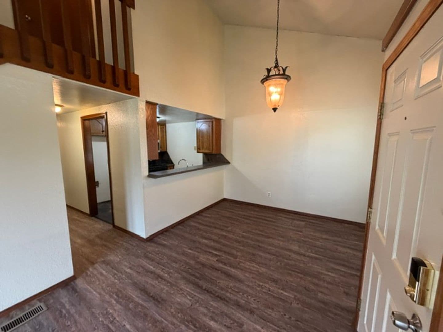 Moore House: 2124 Lonnie Lane