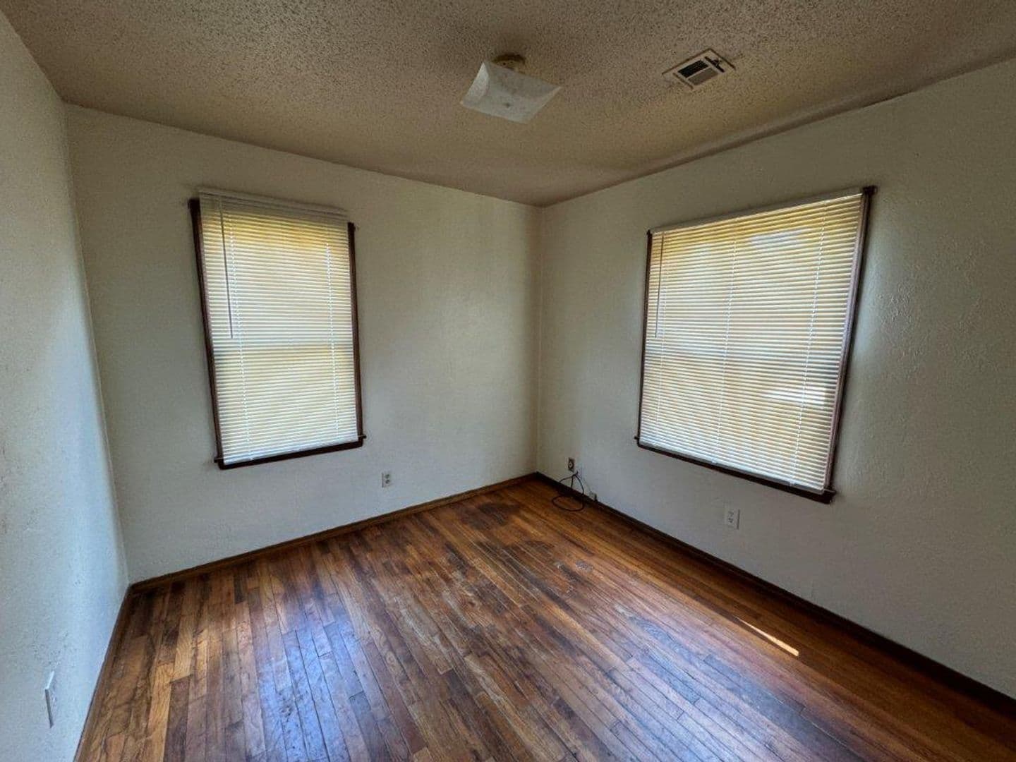 Oklahoma City House: 4131 Laverne