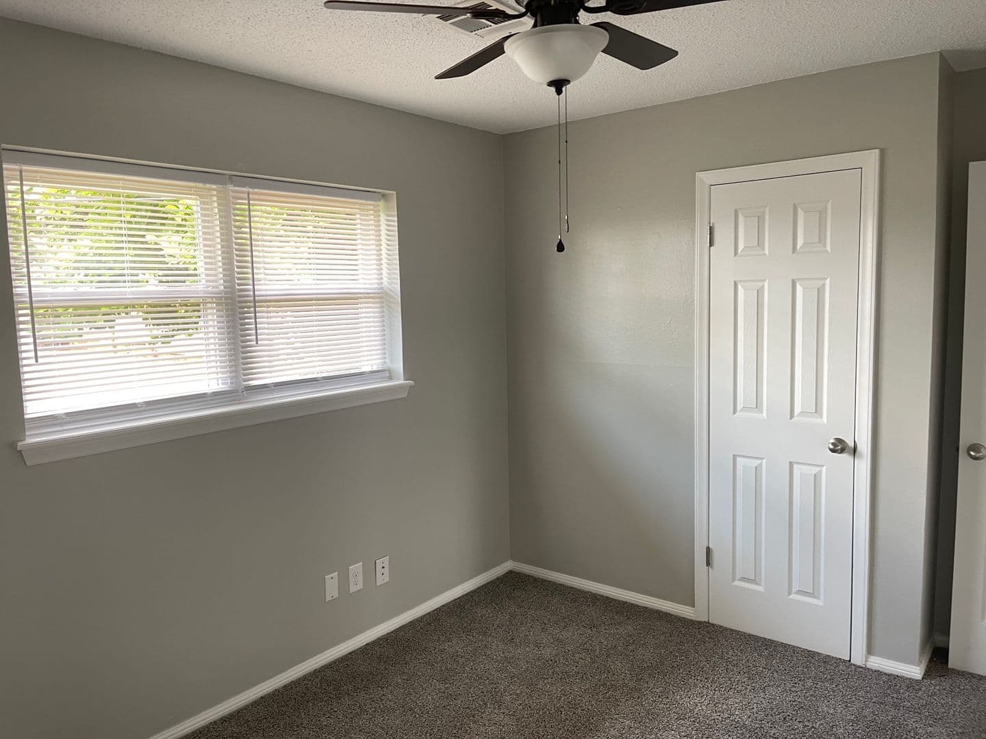 Yukon House: 1805 Janeen St.