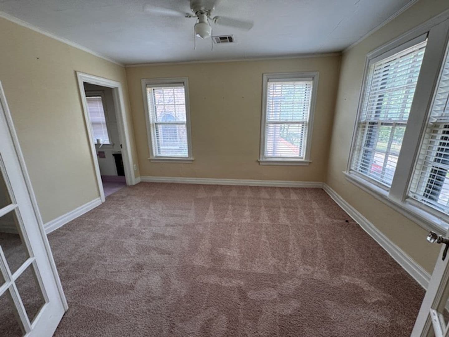 Oklahoma City Apartment: 2512 N. Robinson