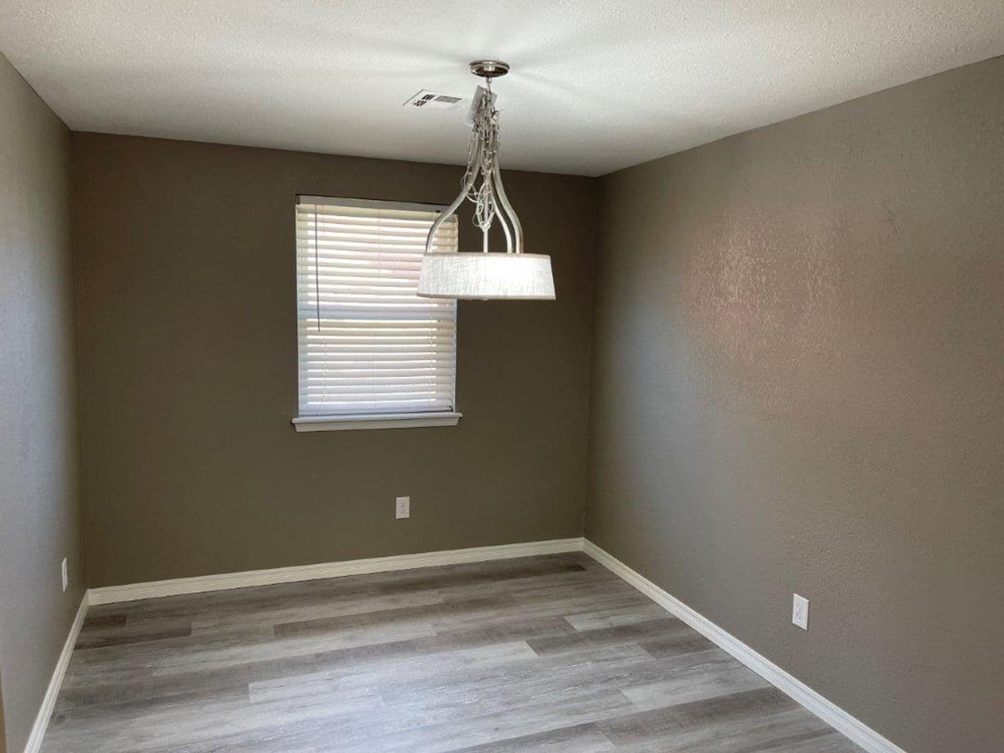 Oklahoma City House: 8520 Wakefield Dr