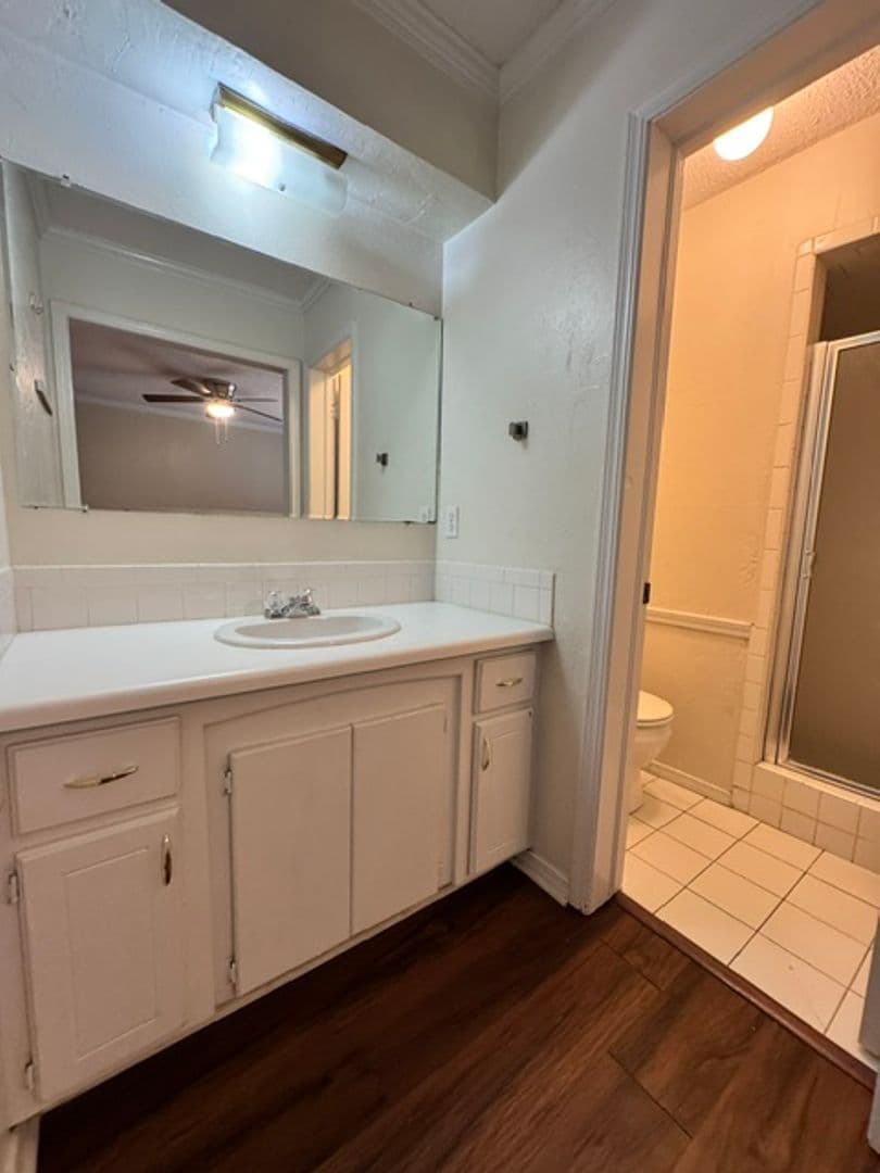 Norman Condo: 1811 E. Lindsey St. #4