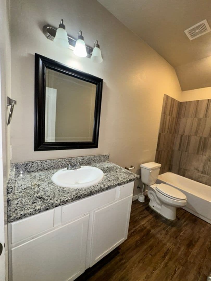 Bethany House: 5204 Oakwood Villas Court