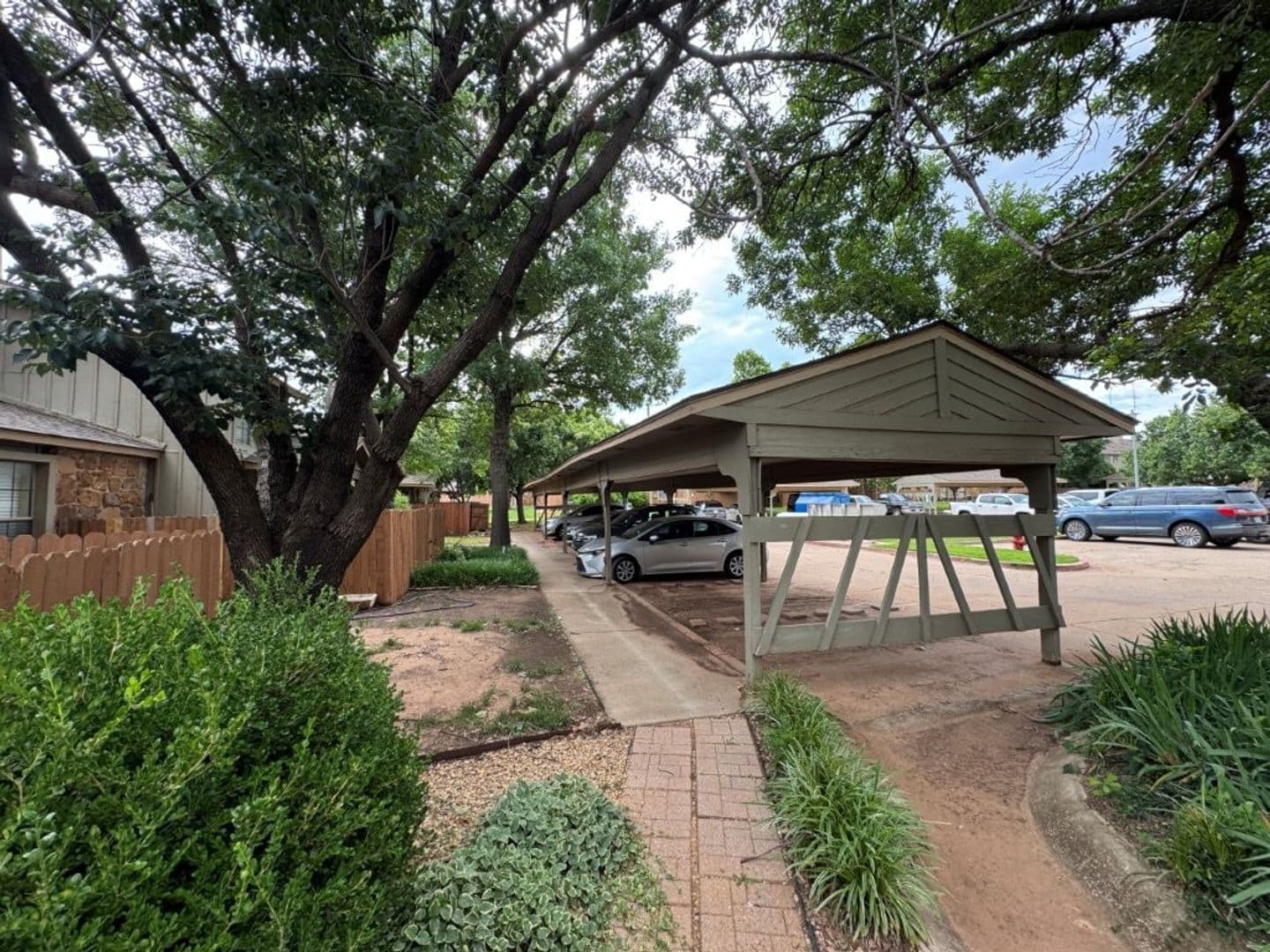 Oklahoma City Condo: 14433 N Pennsylvania Unit 27A